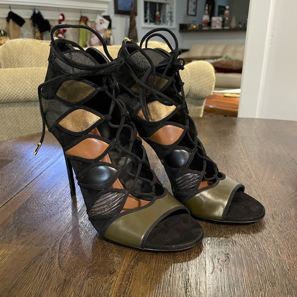 NEW!   SALVATORE FARRAGAMO FELICITY Stiletto lace up shoes ❤️‍🔥❤️‍🔥